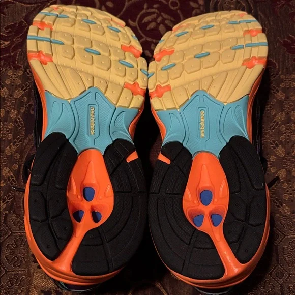 New Balance 740 - Picture 7 of 7